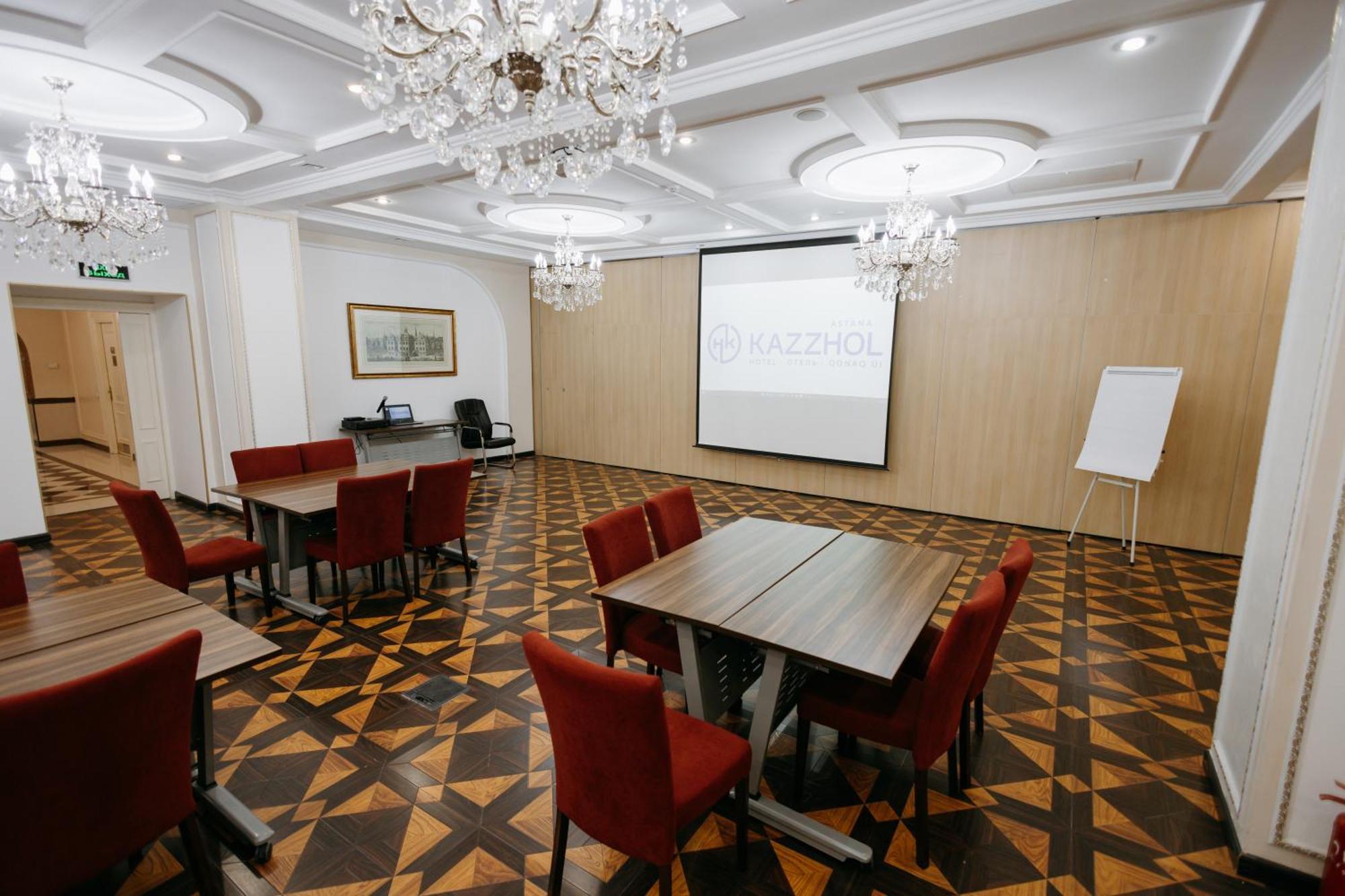 Отель казжол 4*